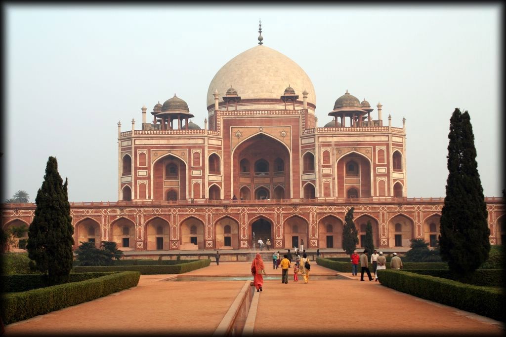 We visited Humayun's Tomb in Delhi.  It was one of our favourite sights.